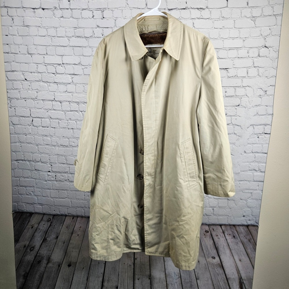 Vintage London Fog Claeth Cloth Trench Coat Tan Beige Faux Fur Lined Mens 40 Reg